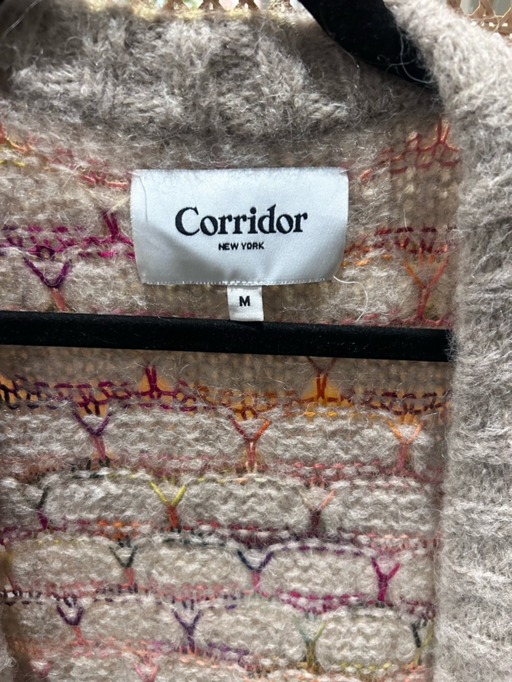 Corridor Raga Cardigan - Picture 7 of 9